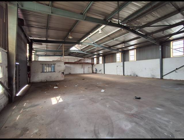 477M² WAREHOUSE TO LET IN DENVER